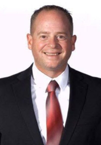 Jim Chester Head Shot 3 UTO 200 by 275px